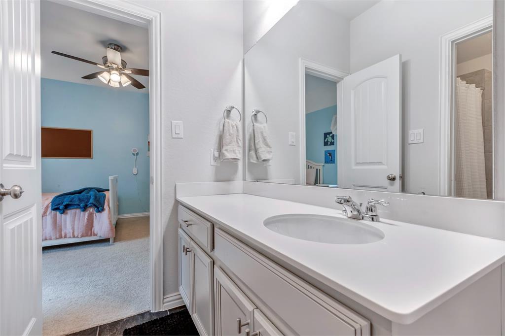 116 Brighton Woods Court, Conroe, Texas image 31