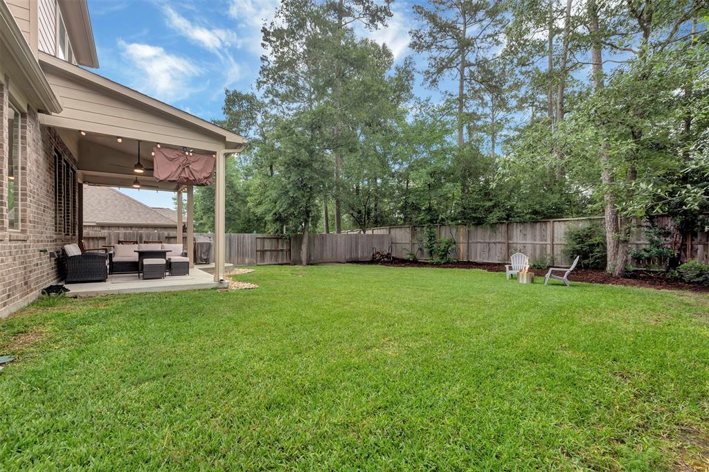 116 Brighton Woods Court, Conroe, Texas image 36