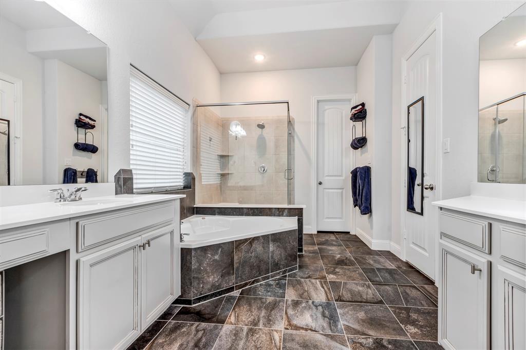 116 Brighton Woods Court, Conroe, Texas image 22