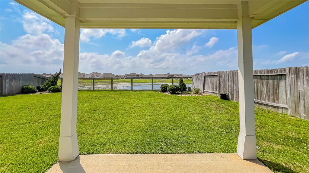 14227 Angelina Drive, Baytown, Texas image 38