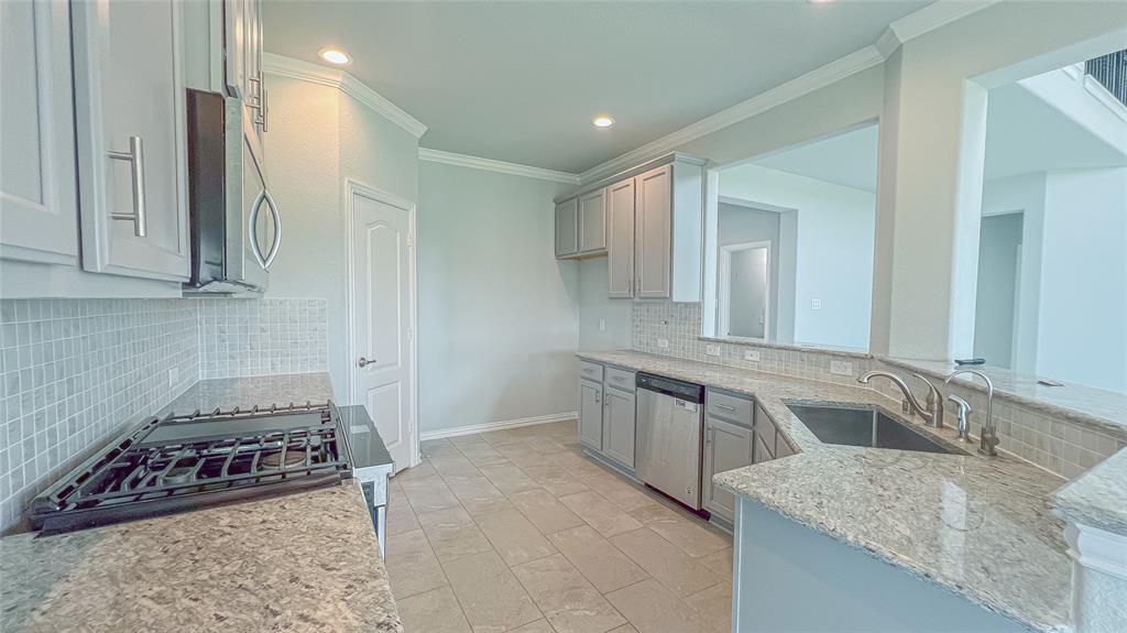 14227 Angelina Drive, Baytown, Texas image 17