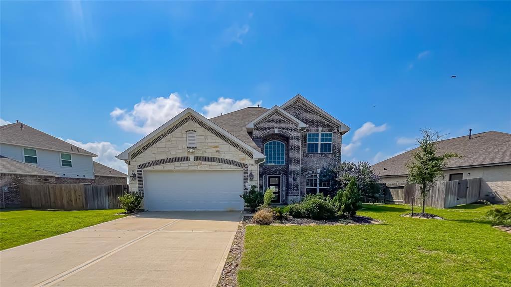 14227 Angelina Drive, Baytown, Texas image 2