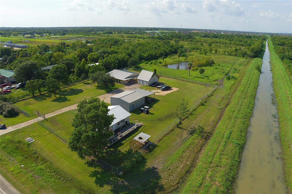 2883 County Road 58, Manvel, Texas image 4