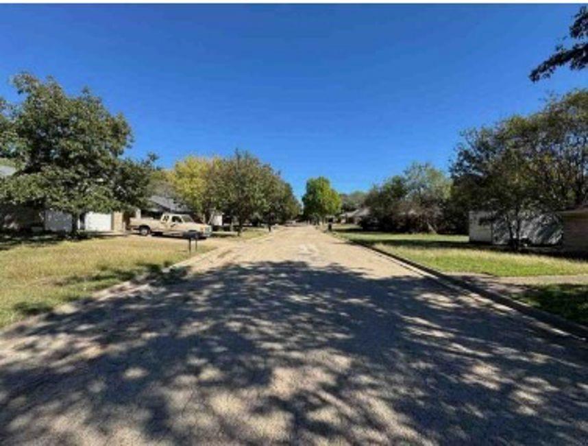 85 Delmore Drive, Hillsboro, Texas image 4