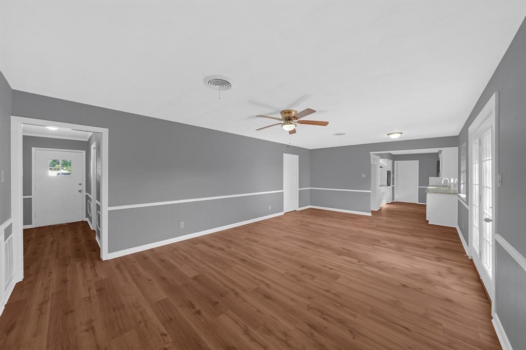 2103 Belvedere Drive, Baytown, Texas image 5