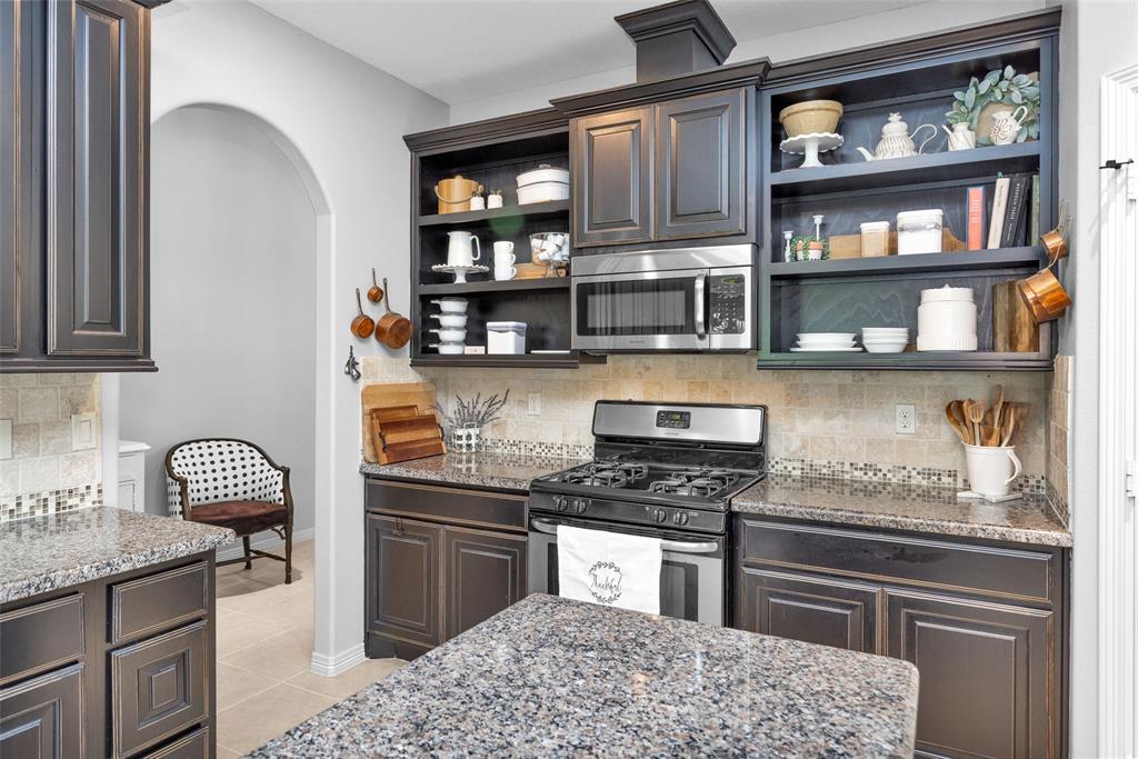 1778 Canyon Lake Creek Drive, Conroe, Texas image 20