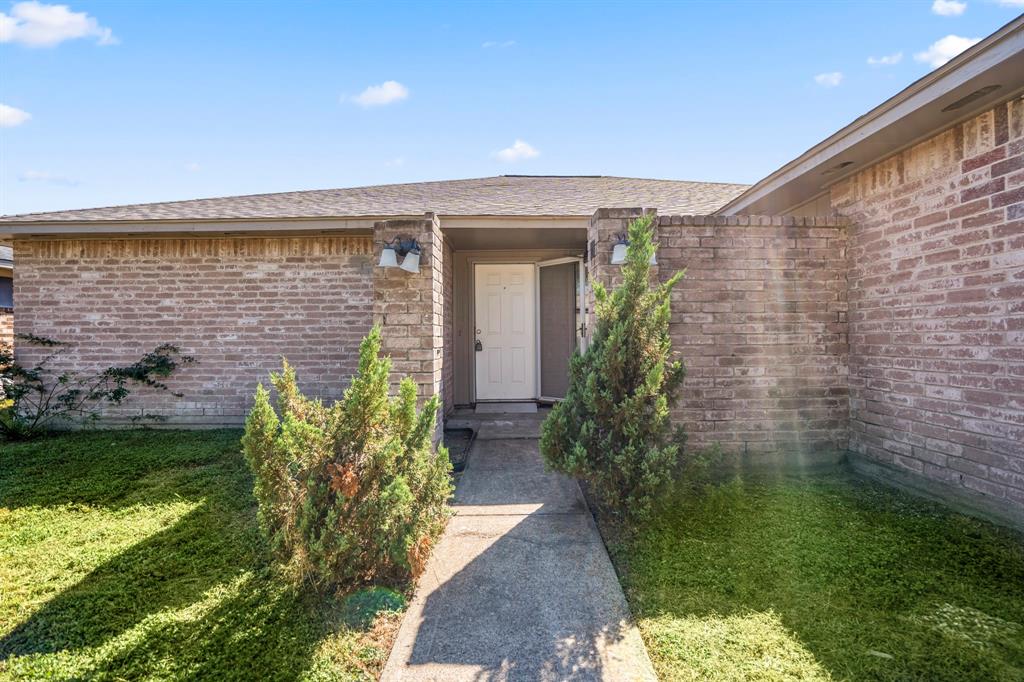 14902 Crondell Circle, Channelview, Texas image 3