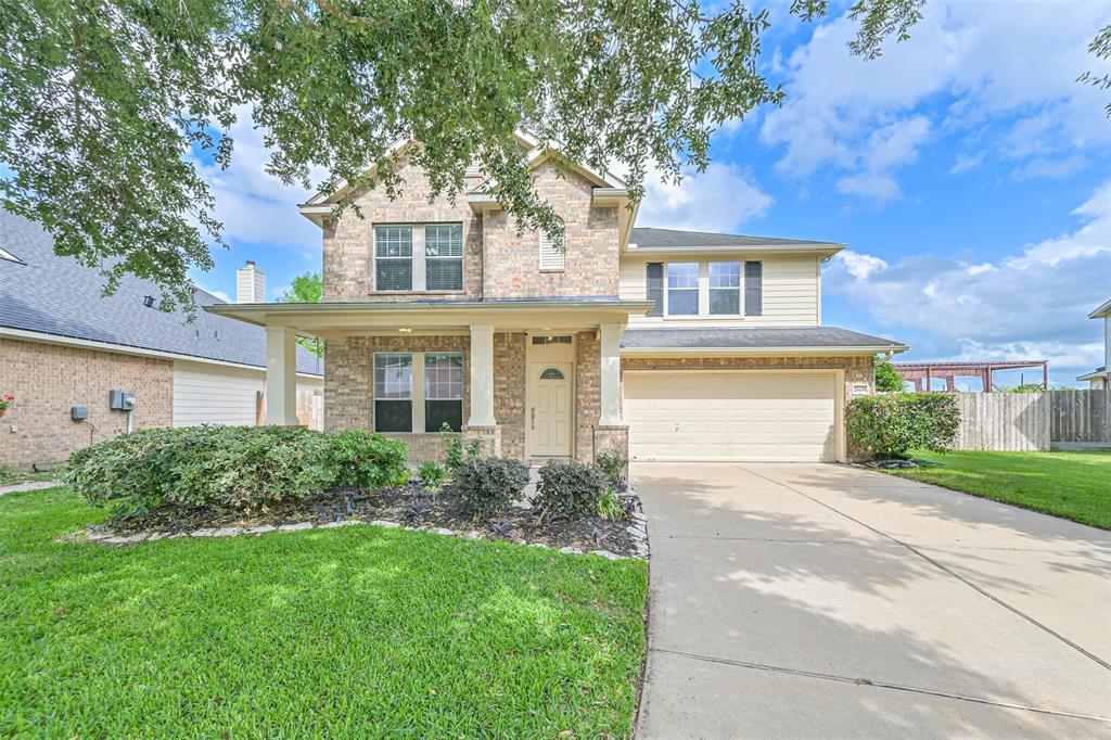2609 Avalon Cove Lane, Pearland, Texas image 1