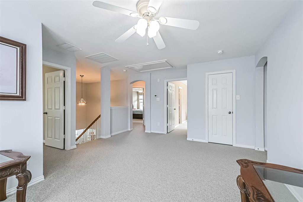 2609 Avalon Cove Lane, Pearland, Texas image 21