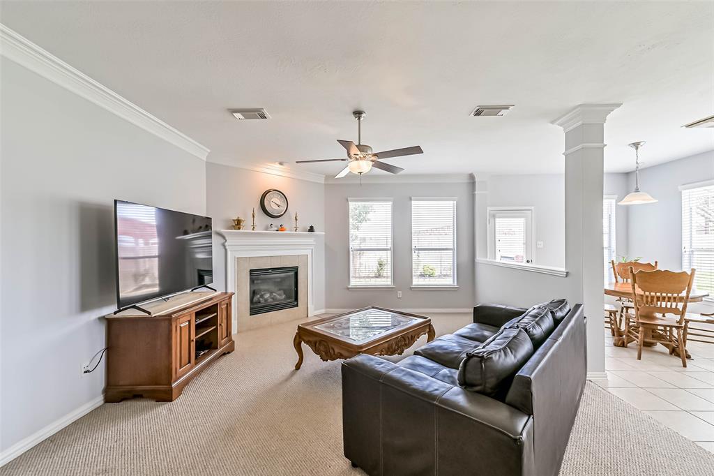 2609 Avalon Cove Lane, Pearland, Texas image 36