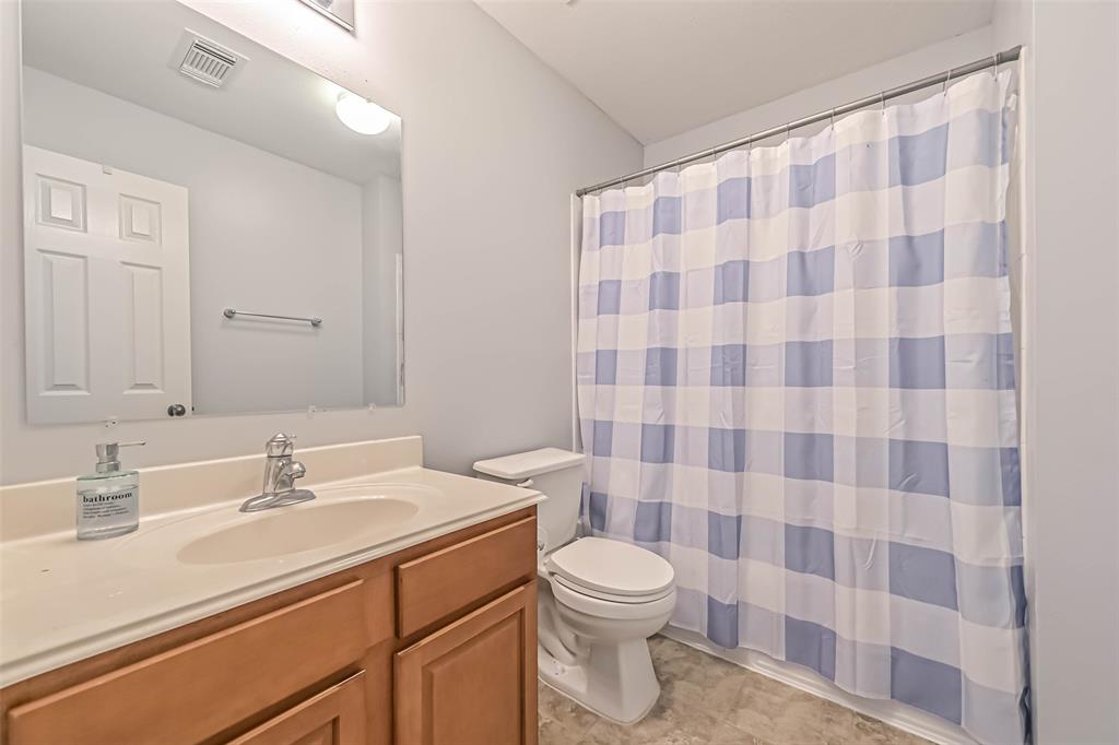 2609 Avalon Cove Lane, Pearland, Texas image 31
