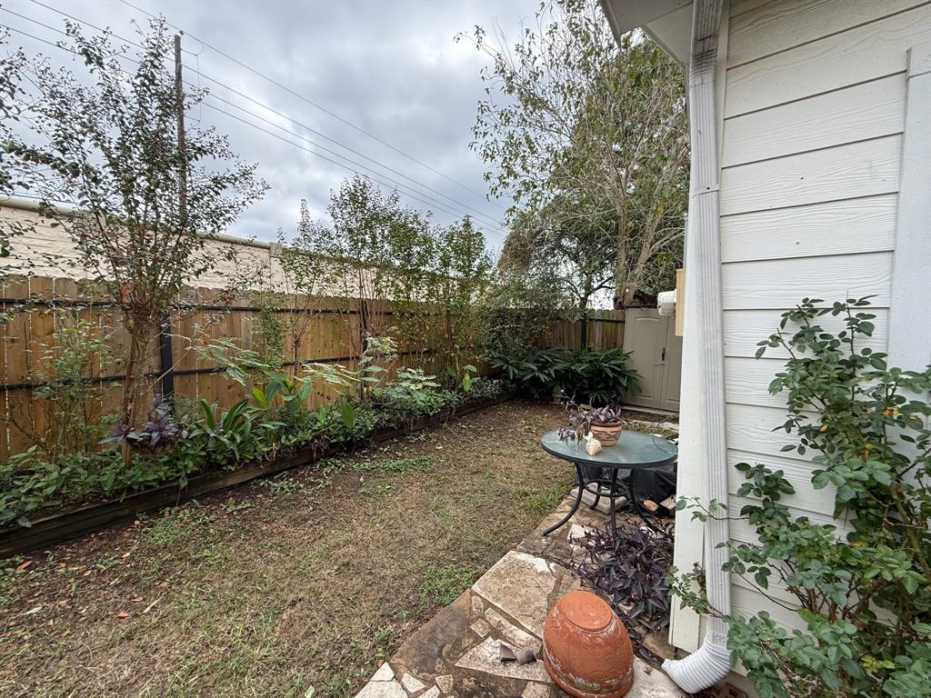 10215 Berrypatch Lane, Tomball, Texas image 21