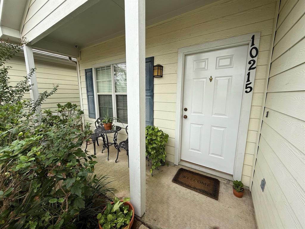 10215 Berrypatch Lane, Tomball, Texas image 3