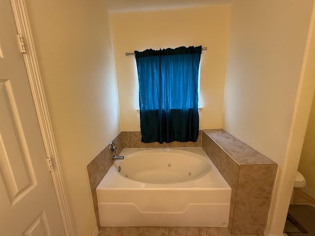 10215 Berrypatch Lane, Tomball, Texas image 15
