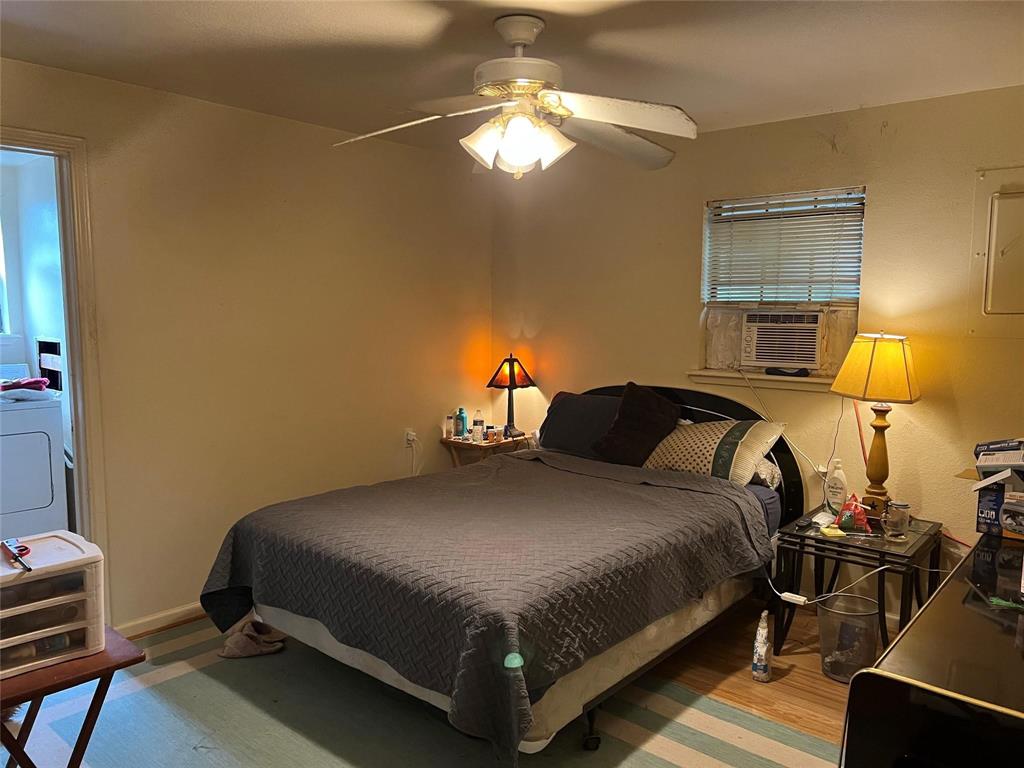 2416 E Bayshore Drive, Dickinson, Texas image 10