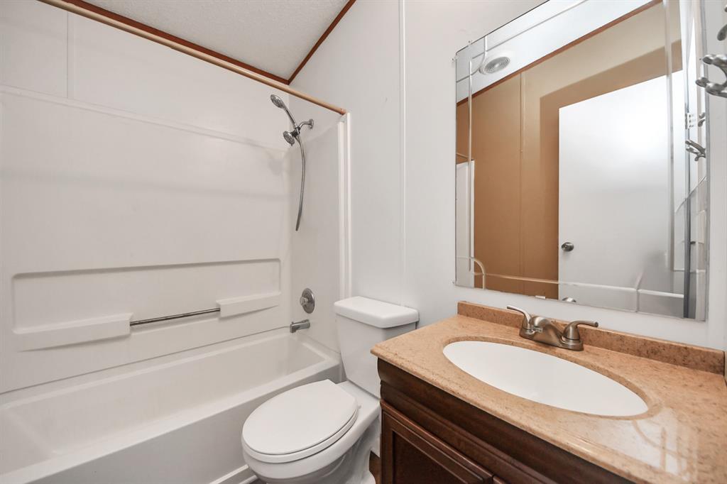 19002 Murphy Road, Alvin, Texas image 33