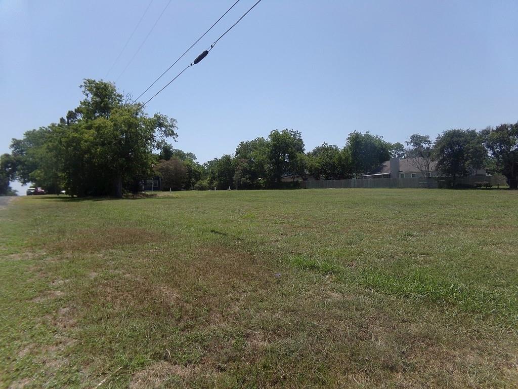 300 S Summit Street, Weimar, Texas image 21