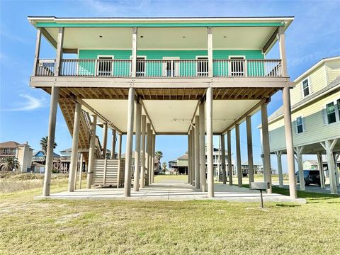 A home in Crystal Beach