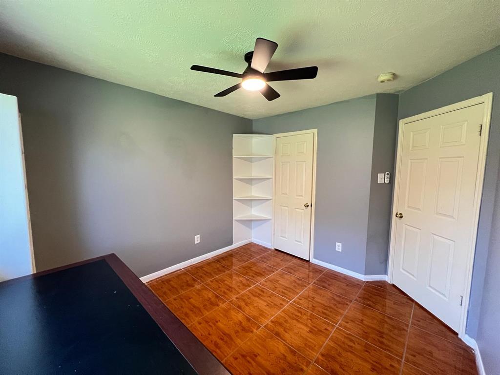 3107 Pheasant Trail Drive, Sugar Land, Texas image 17