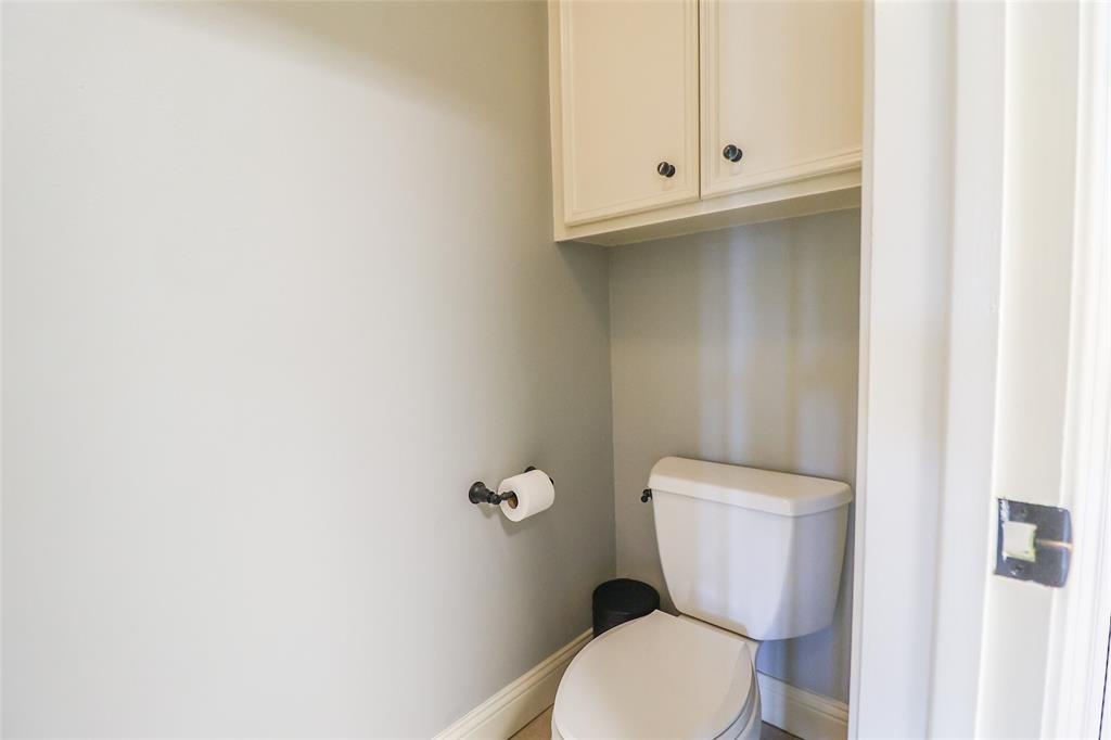 101 N Hall Drive, Sugar Land, Texas image 16