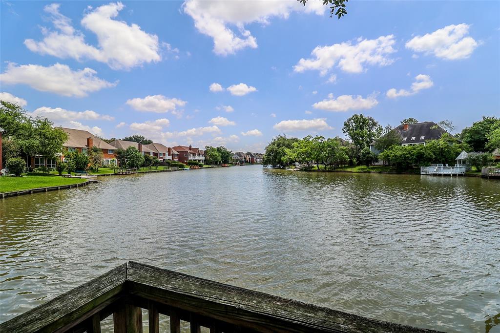 101 N Hall Drive, Sugar Land, Texas image 45