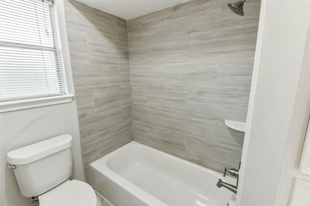 14922 Walters Road, Houston, Texas image 22