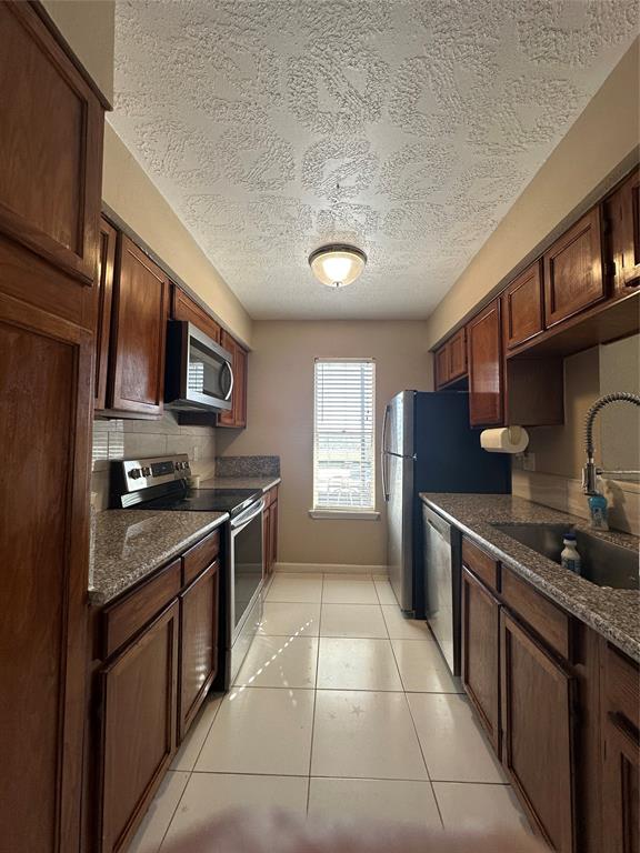 10555 Turtlewood Court #1811, Houston, Texas image 4