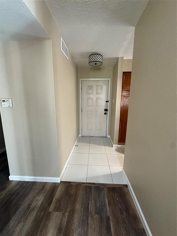 10555 Turtlewood Court #1811, Houston, Texas image 5