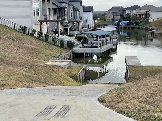 10720 S Lake Mist Lane, Willis, Texas image 7