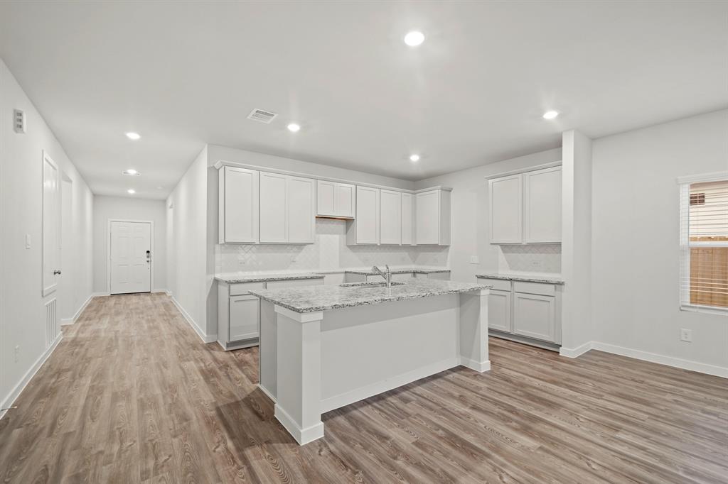14231 Spring Valley Drive, Conroe, Texas image 5