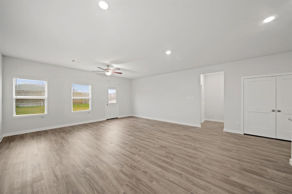 14231 Spring Valley Drive, Conroe, Texas image 8