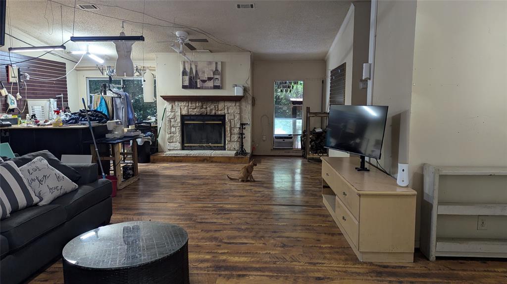 2267 County Road 3405, Cleveland, Texas image 7