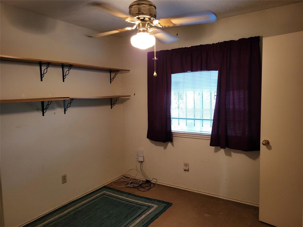 4914 Old Brickhouse Drive, Houston, Texas image 5