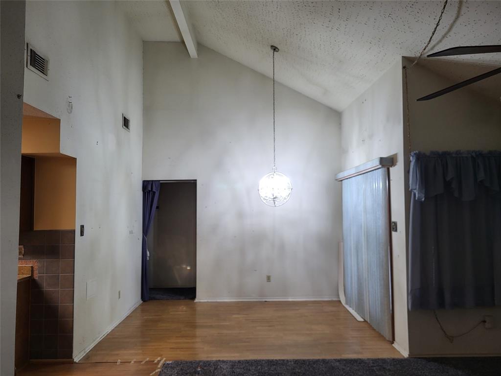 4914 Old Brickhouse Drive, Houston, Texas image 2