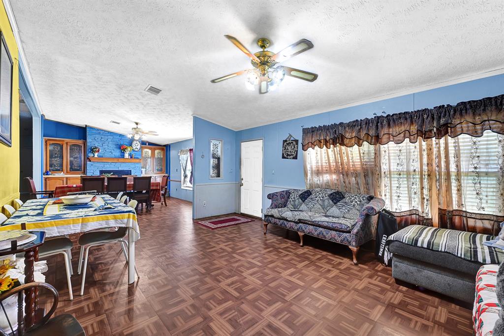 242 County Road 6022, Dayton, Texas image 8