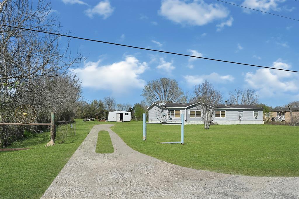 242 County Road 6022, Dayton, Texas image 1