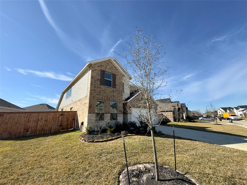 27107 Coneflower Daisy Way
