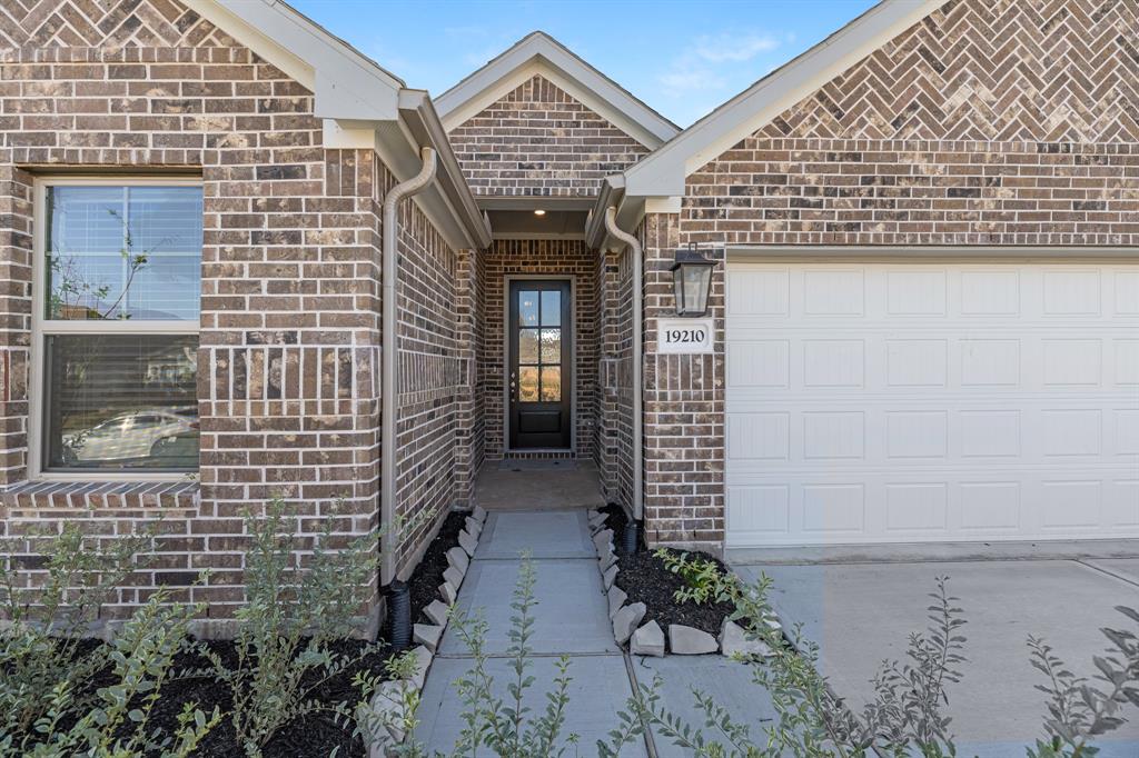 19210 Olive Heath Lane, Magnolia, Texas image 3