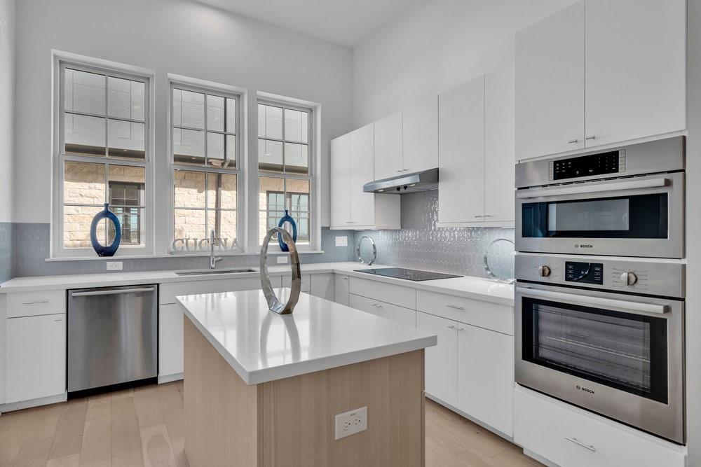745 Bringhurst St, Houston, Texas image 1
