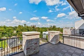 745 Bringhurst St, Houston, Texas image 6