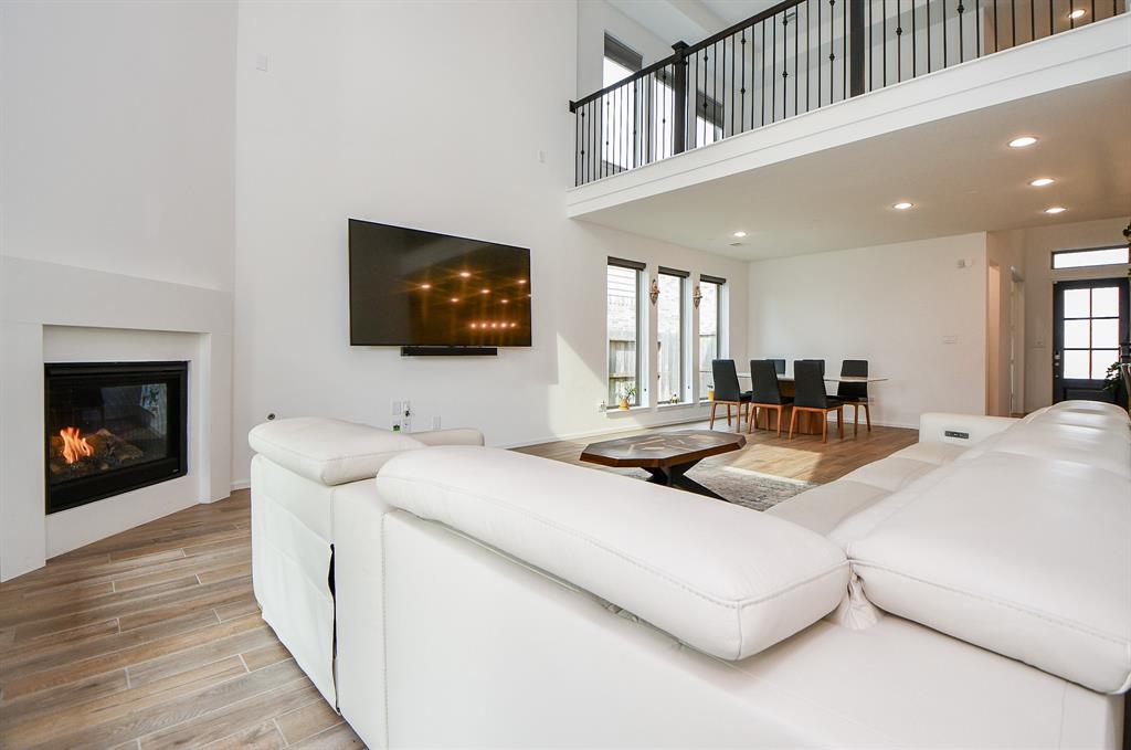 10423 Mira Terrace Trail, Richmond, Texas image 13