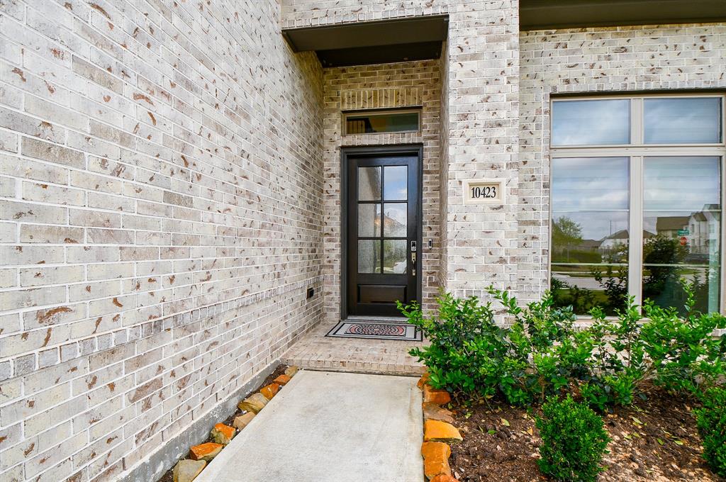 10423 Mira Terrace Trail, Richmond, Texas image 3