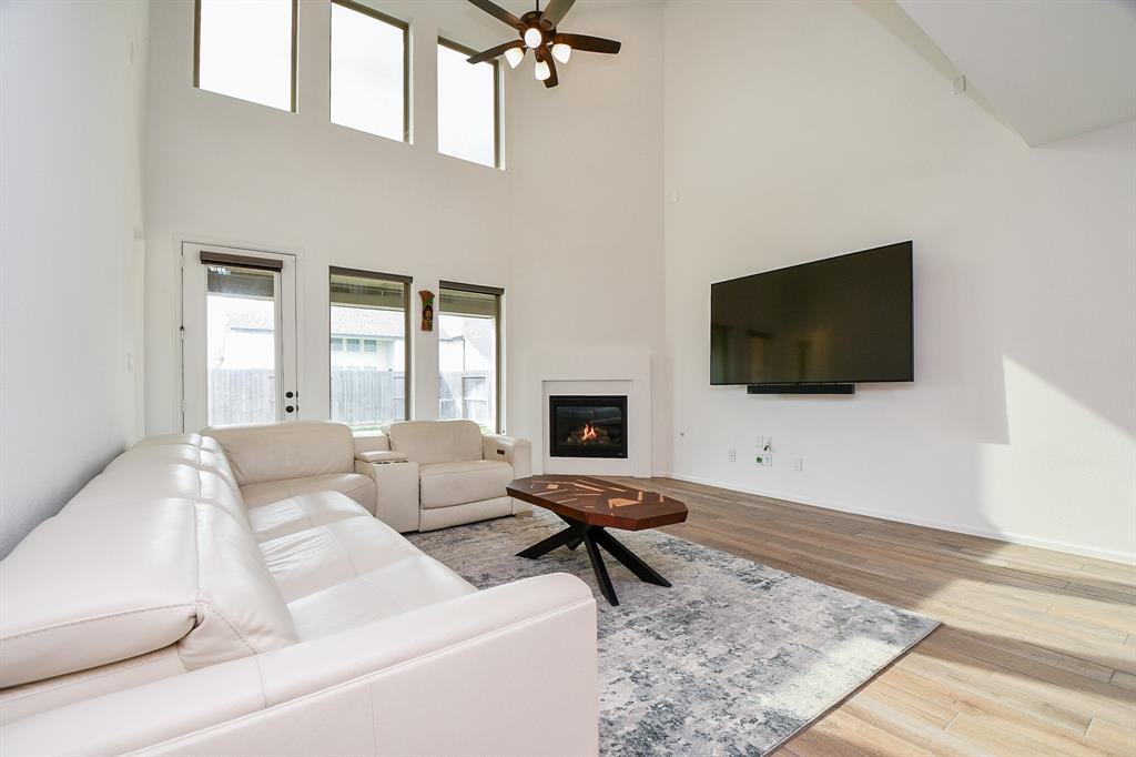 10423 Mira Terrace Trail, Richmond, Texas image 11