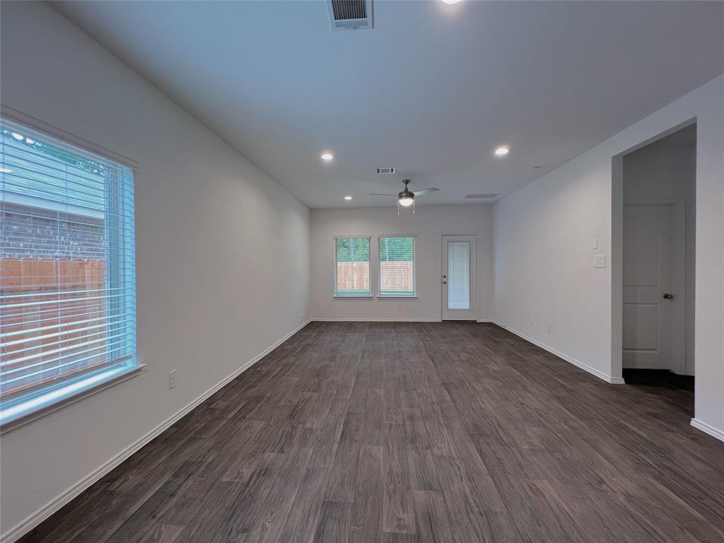 21310 Black Leaf Drive, New Caney, Texas image 12
