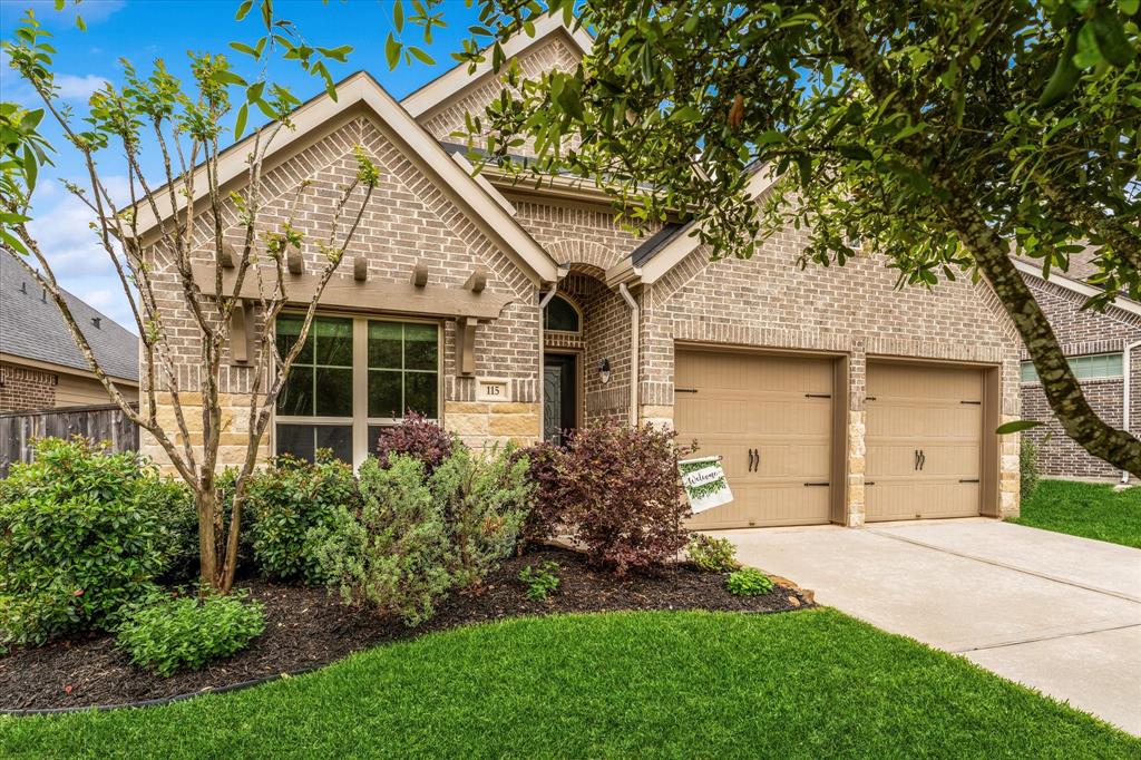 115 Buckeye Drive, Montgomery, Texas image 1