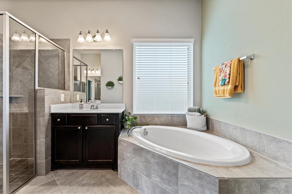 115 Buckeye Drive, Montgomery, Texas image 23