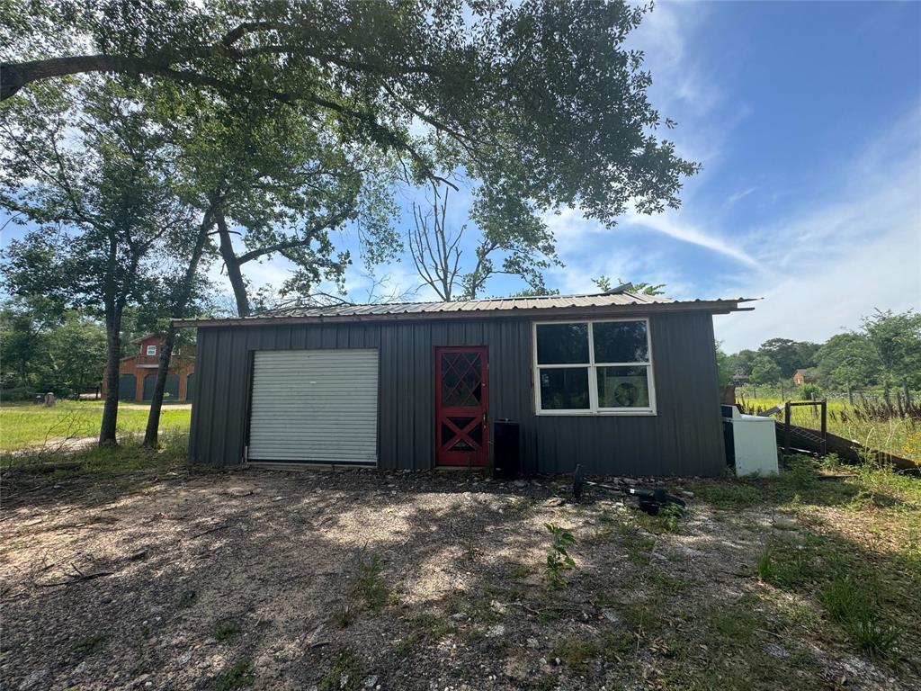 38056 S Bonnie Lake Drive, Hempstead, Texas image 1