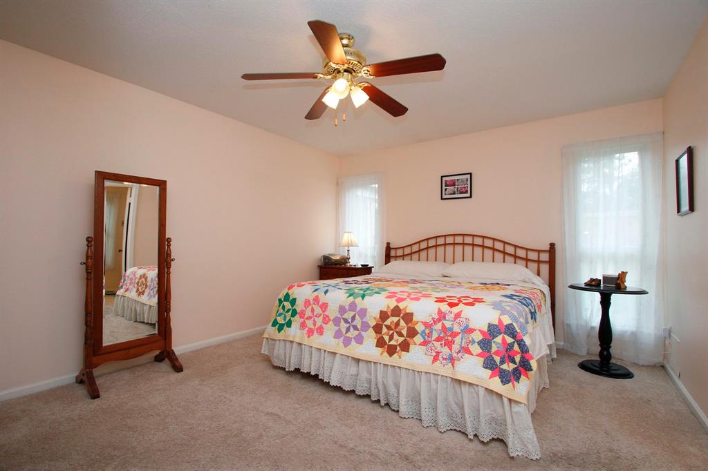 18539 Sweetmeadow Drive, Spring, Texas image 19