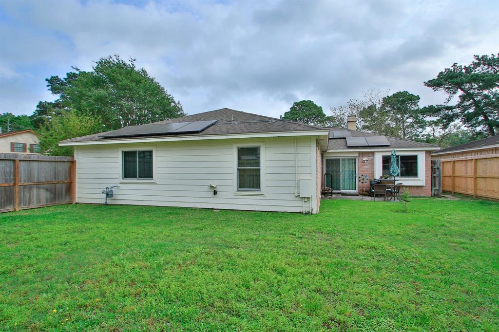 18539 Sweetmeadow Drive, Spring, Texas image 30