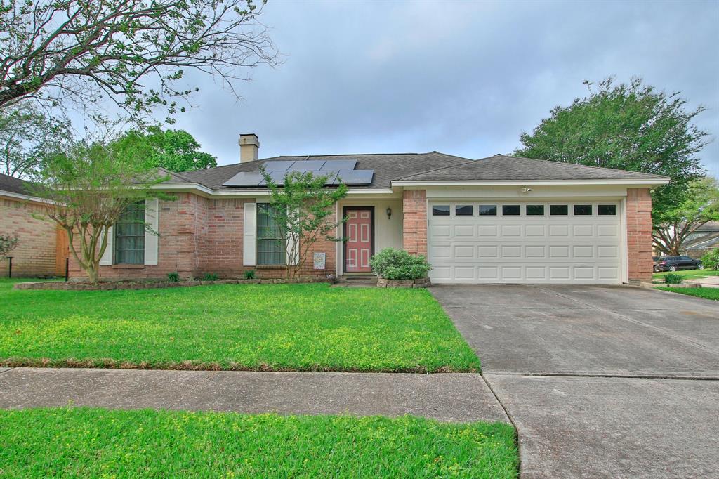 18539 Sweetmeadow Drive, Spring, Texas image 2